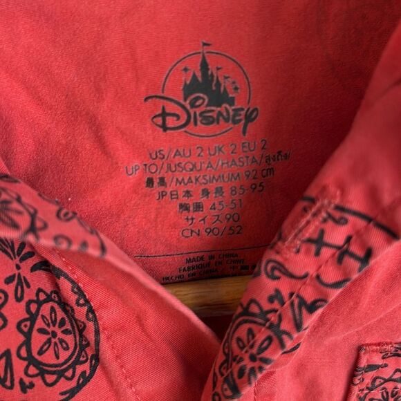 Disney Coco Dia de Los Muertos Shirt Boys Size 2T Red‎ Button Up Calaveras - Picture 3 of 6